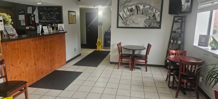 马塞纳温德姆速8酒店(Super 8 by Wyndham Massena NY)图片