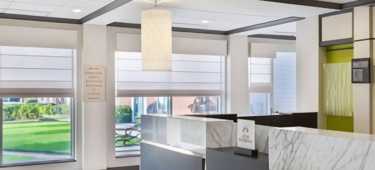 韦斯特伯里希尔顿花园酒店(Hilton Garden Inn Westbury)图片