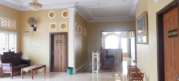 月亮宾馆(Buluran Guest House Syariah)图片