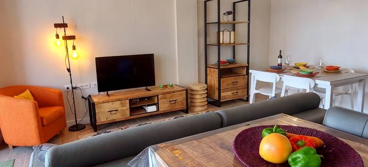 维拉霍约萨的海景及泳池公寓(Flat in Villajoyosa with Sea Views & Pool)图片