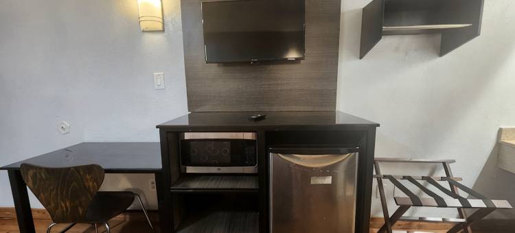 小石城斯科特汉密尔顿Dr美洲最佳价值套房酒店(Americas Best Value Inn and Suites Little Rock)图片