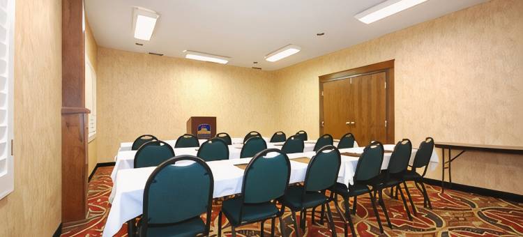 泰劳南园贝斯特韦斯特优质套房酒店(Best Western Plus Southpark Inn  Suites)图片