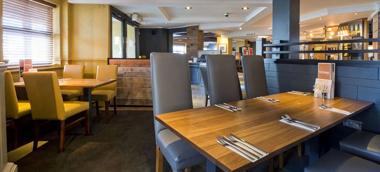 罗姆福德(水星花园)普瑞米尔酒店(Premier Inn London Romford (Mercury Gardens))图片