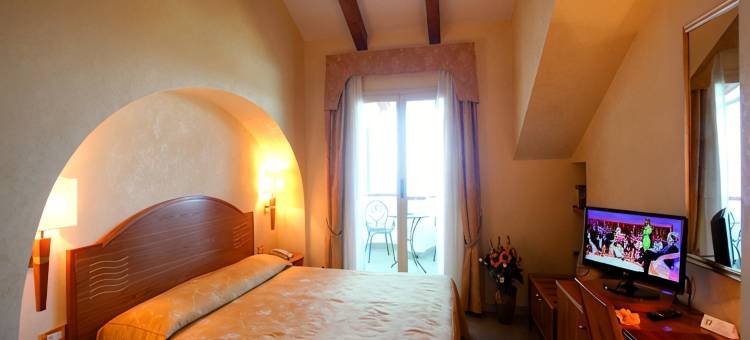 第勒尼安海酒店(Hotel Tirreno)图片