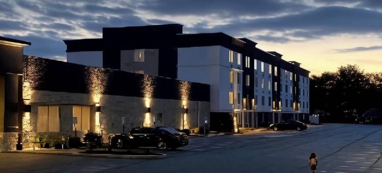 列治文市度假贝斯特韦斯特精品酒店(Best Western Premier Richmond City Gateway)图片