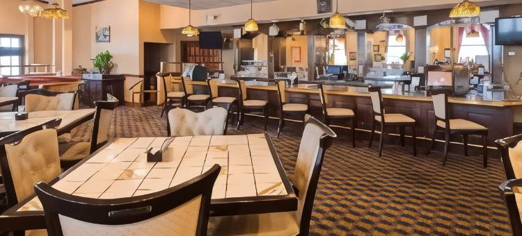 瀑布教堂市-阿灵顿凯隆酒店(Clarion Inn Falls Church-Arlington)图片