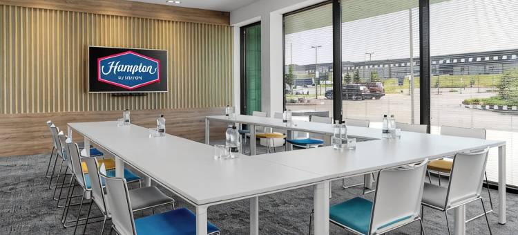 布莱克本希尔顿欢朋酒店(Hampton by Hilton Blackburn)图片