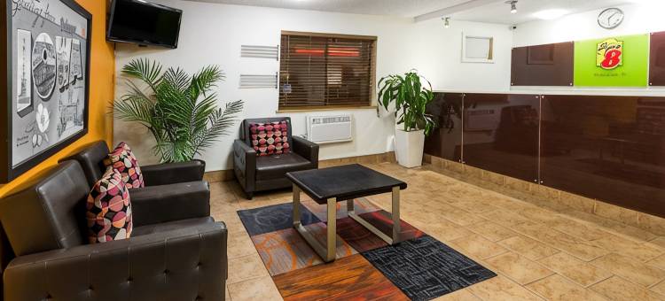 迪比克-加利纳地区温德姆速8酒店(Super 8 by Wyndham Dubuque)图片