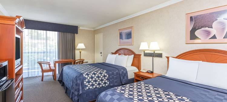 洛杉矶机场中心戴斯酒店(Days Inn by Wyndham Los Angeles LAX/VeniceBch/Marina DelRay)图片
