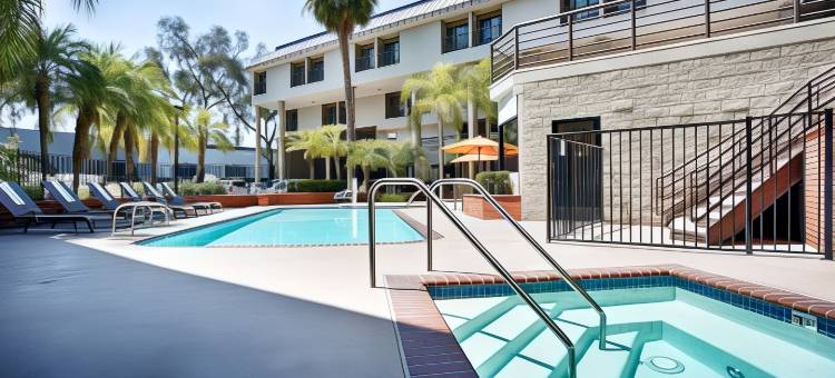 尔湾光谱贝斯特韦斯特优质酒店(Best Western Plus Irvine Spectrum Hotel)图片
