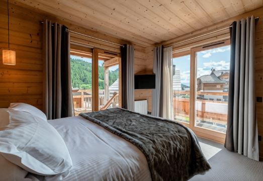 Le Chalet Blanc Hôtel & SpaHotel Overview