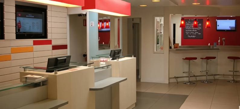 里昂东倍诺斯 A42 宜必思酒店(ibis Lyon Est Beynost A42)图片