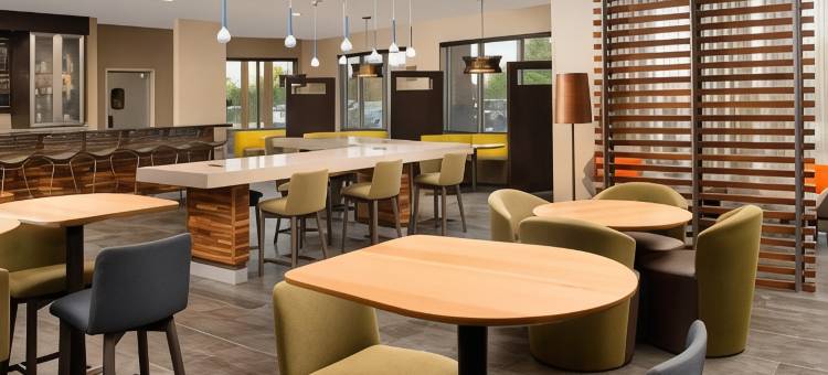 纳什维尔东南/默夫里斯伯勒万怡酒店(Courtyard Nashville SE/Murfreesboro)图片