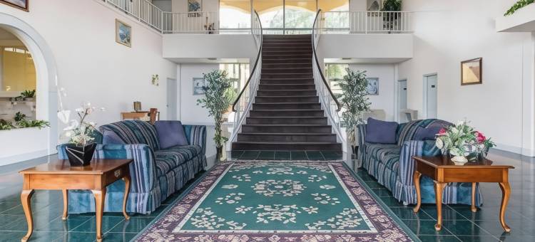 多尔顿西伊克诺旅馆(Econo Lodge Dalton West)图片