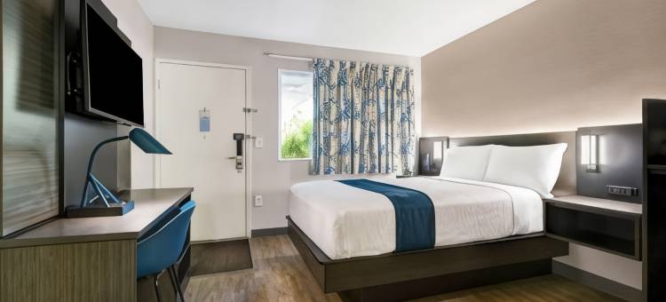 西雅图东6号汽车旅馆 - 伊萨夸市(Motel 6 Issaquah, WA - Seattle - East)图片
