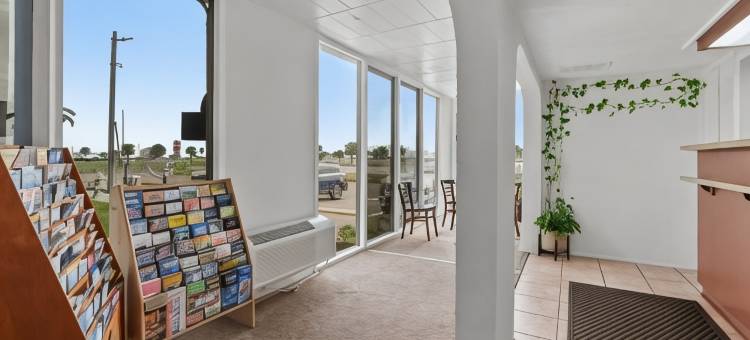 蓝波酒店(Blue Wave Inn)图片