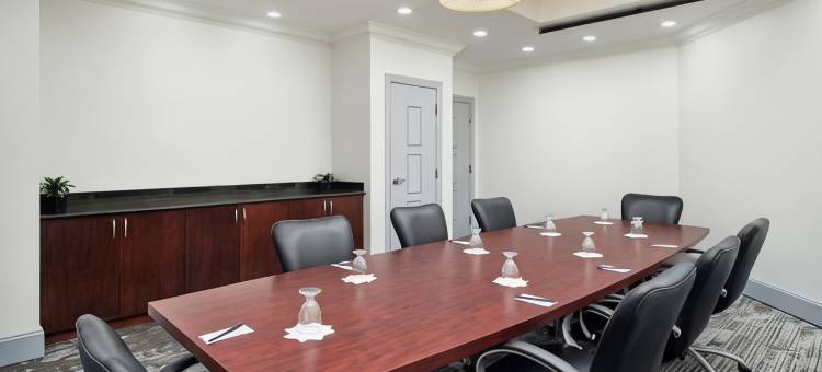 落基山希尔顿逸林酒店(DoubleTree by Hilton Hotel Rocky Mount)图片