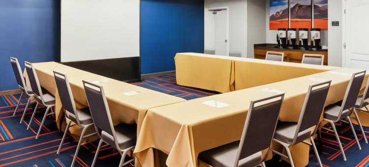 希尔顿欢朋套房酒店-费尔班克斯(Hampton Inn & Suites Fairbanks)图片