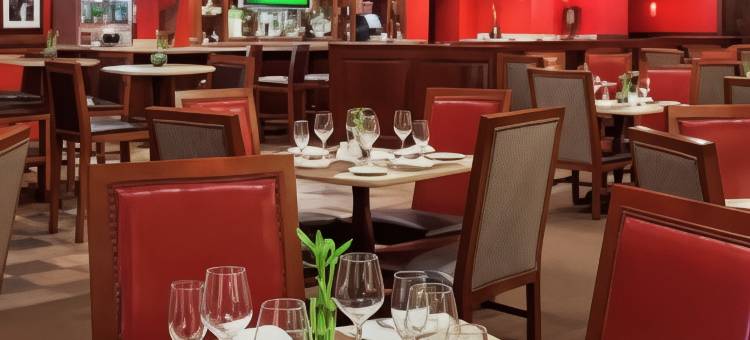 辛辛那提机场希尔顿逸林酒店(DoubleTree by Hilton Hotel Cincinnati Airport)图片