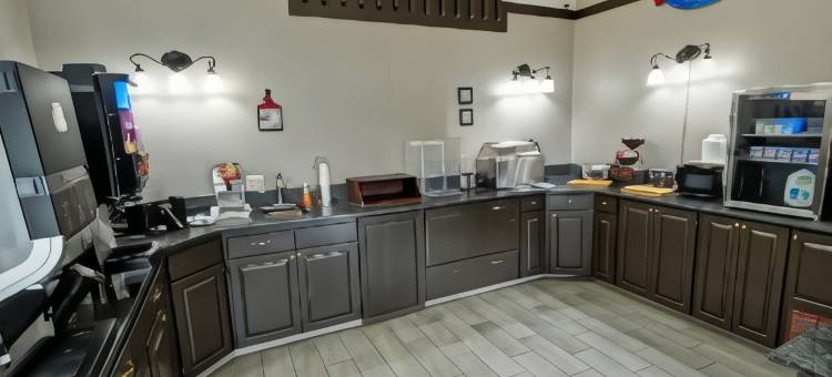 沃潘温德姆呗盟酒店(Baymont by Wyndham Waupun)图片