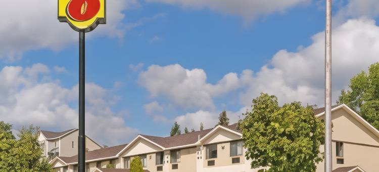 克洛凯速8酒店(Super 8 by Wyndham Cloquet)图片