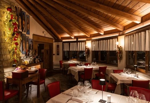 Le Charaban Hotel Overview