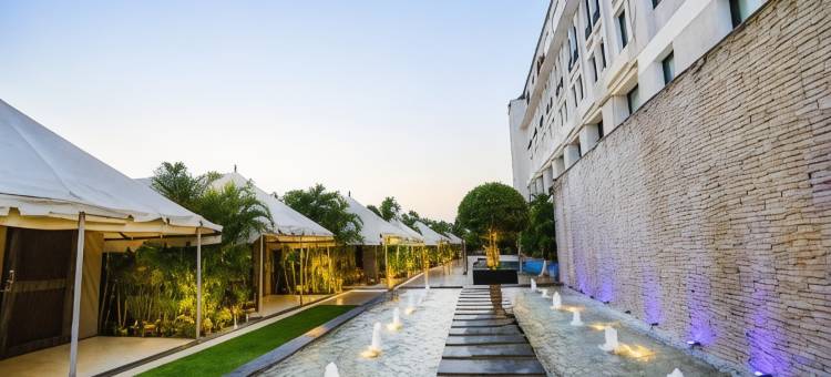 印多尔荣耀酒店和会议中心(Pride Hotel & Convention Centre Indore)图片