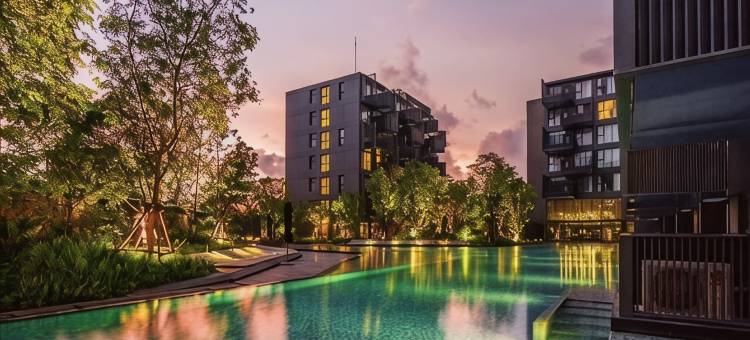 普吉芭东无边泳池豪华公寓(The DECK Condominium)图片