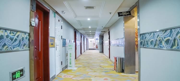 联峰酒店(武汉世界城光谷步行街华中科技大学店)图片