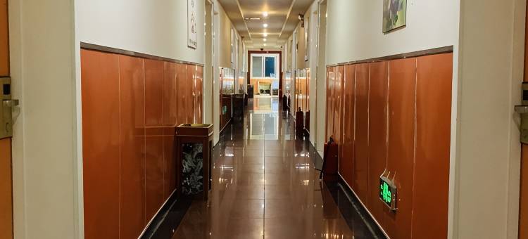易居快捷宾馆(沧州市人民医院店)图片