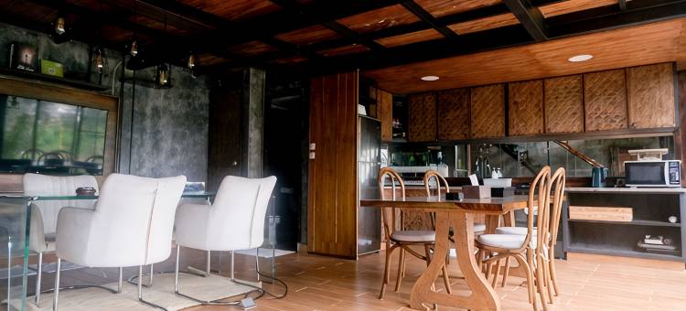 Villa Wfh Honeymoon at Puncak by Sakala Home图片
