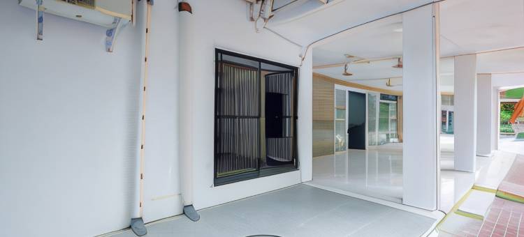 红多兹近西基尼路酒店(RedDoorz Near Jalan Cikini)图片