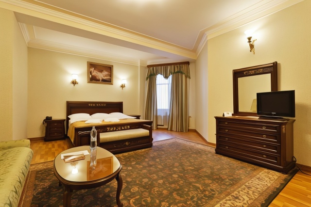 Hotel GentalionHotel Overview