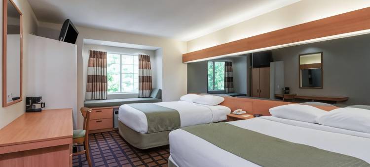 安卡斯维尔温德姆麦客达套房酒店(Microtel Inn & Suites by Wyndham Uncasville Casino Area)图片