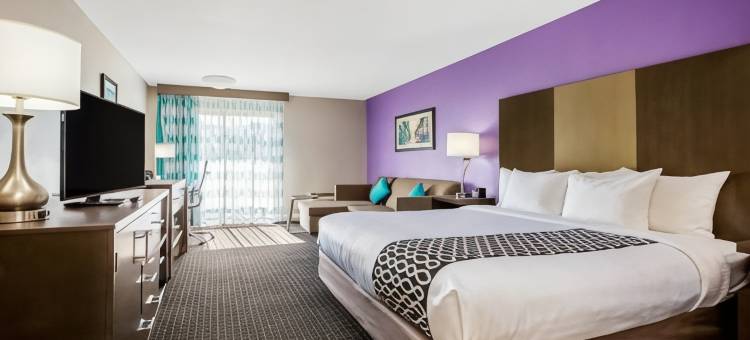 波莫纳拉昆塔温德姆酒店套房(La Quinta by Wyndham Pomona)图片