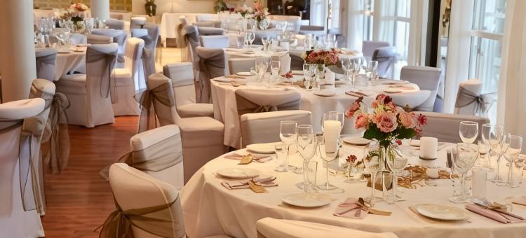 里恩斯考酒店(Reenskaug Hotel)图片