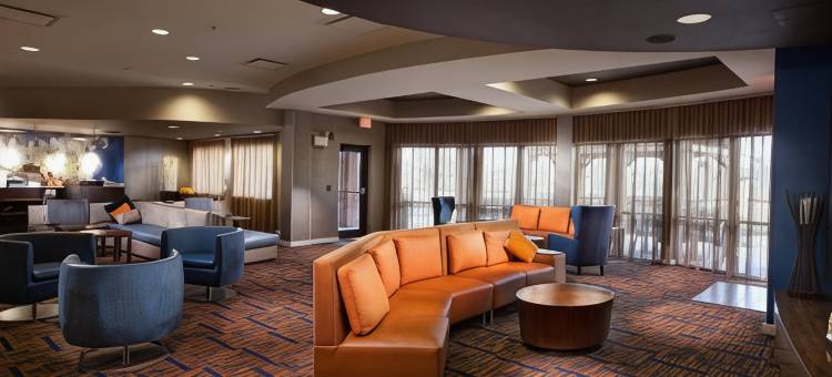 费耶特维尔万怡酒店(Courtyard Fayetteville)图片