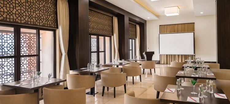 温德姆华美达安可统一雕像酒店(Ramada Encore by Wyndham Statue of Unity)图片