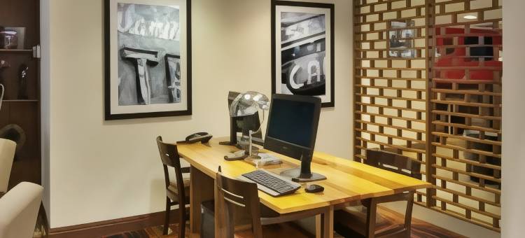 纳什维尔机场福朋喜来登酒店(Four Points by Sheraton Nashville Airport)图片