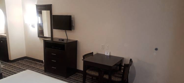 休斯顿亨博尔IAH机场红顶套房酒店(Red Roof Inn & Suites Houston - Humble/ IAH Airport)图片