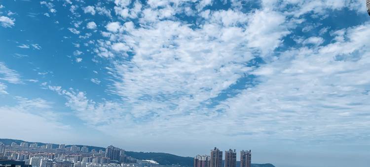 蓝精灵宾馆(大连科技大学店)图片