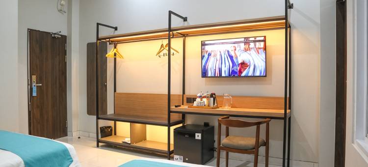 库邦宽敞酒店(Commodious Hotel Kupang)图片