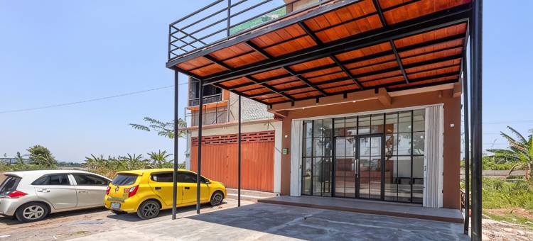 RedDoorz near Alun Alun Tanjunganom Nganjuk 2图片