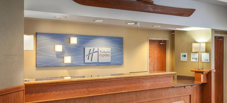 安克雷奇机场温德姆花园酒店(Wyndham Garden Anchorage Airport)图片