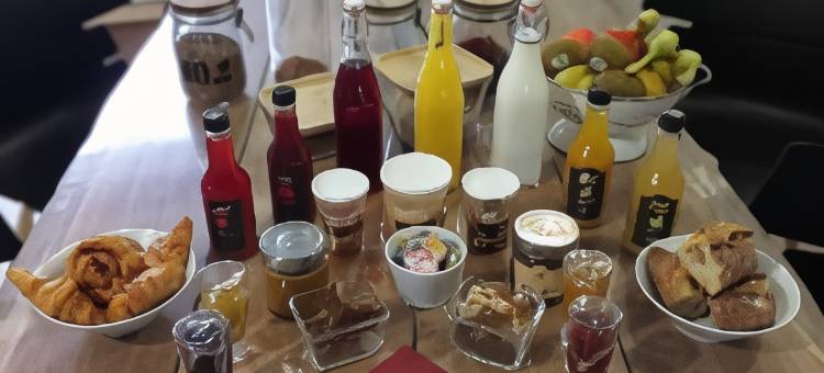 拉贝瑞库里安酒店-近博瓦尔圣艾尼昂动物园(La Berrycurienne Proche du Zoo de Beauval Saint-Aignan)图片