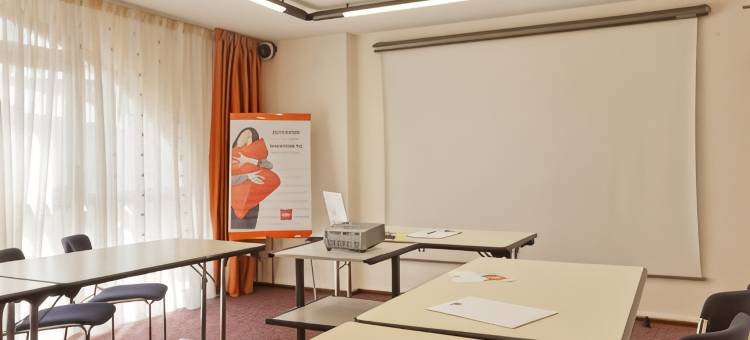 宜必思普瓦捷中心酒店(Ibis Poitiers Centre)图片