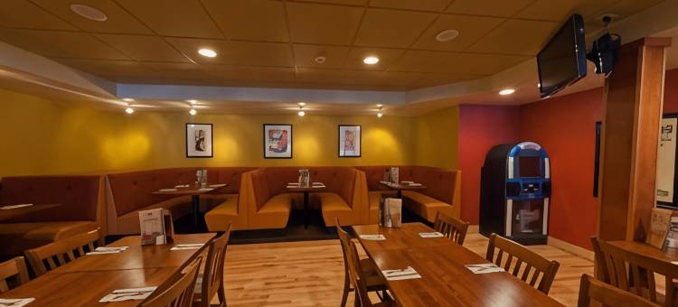 丽笙乡村套房酒店-明尼苏达州伍德伯里(Country Inn & Suites by Radisson, Woodbury, MN)图片