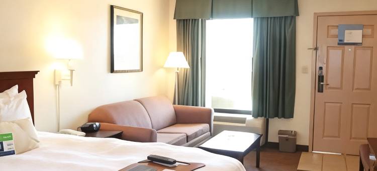 品质套房酒店锡尔西 I-57(Quality Inn & Suites Searcy I-57)图片