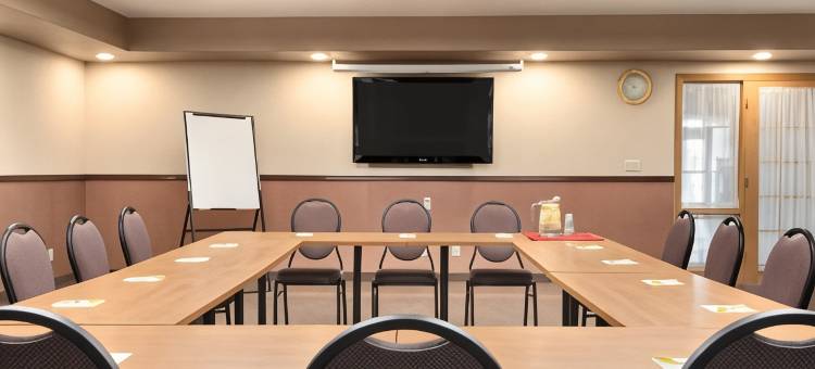 桑德贝戴斯套房酒店(Days Inn & Suites by Wyndham Thunder Bay)图片