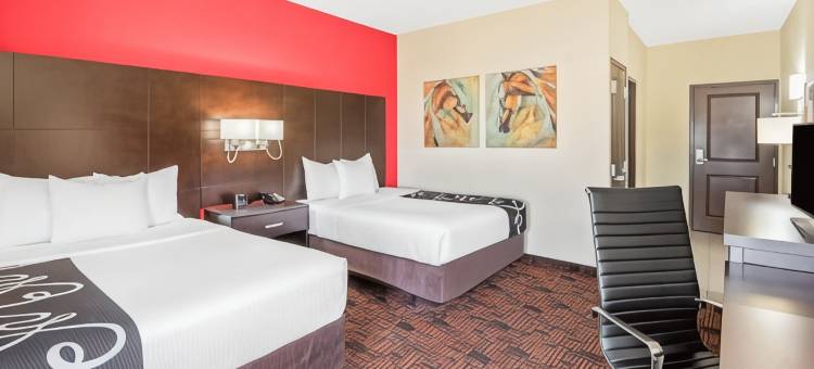 埃尔克城拉昆塔温德姆套房酒店(La Quinta Inn & Suites by Wyndham Elk City)图片